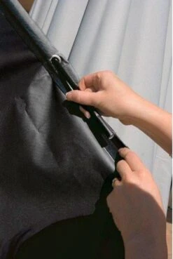 Power Goods Parasolhoes XXL Voor Zweefparasol – Parasolhoes Met Rits En Stok – Parasolhoes Staande Parasol – Tuinmeubelhoezen – Beschermhoes Zweefparasol – Waterproof – Anti-UV – 280 X 81 Cm 11 Power Goods Parasolhoes XXL Voor Zweefparasol – Parasolhoes Met Rits En Stok – Parasolhoes Staande Parasol – Tuinmeubelhoezen – Beschermhoes Zweefparasol – Waterproof – Anti-UV – 280 X 81 Cm -Buitentuinwinkel 803x1200 15