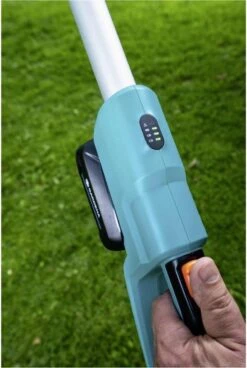 GARDENA - Accu Telescopische Snoeizaag - TCS 20/18 P4A Set - 20cm - 50 Cm ⌀ -Buitentuinwinkel 806x1200 4