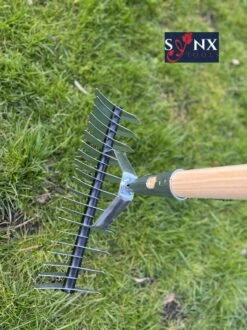 Synx Tools Verticuteerhark Verzinkt - Gazonbeluchters - Verticuteer / Harken - Bodembewerkers - Tuinartikelen / Tuingereedschap - Inclusief Steel 160cm -Buitentuinwinkel 899x1200 16